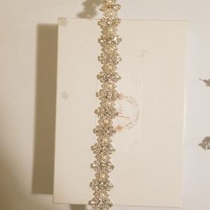 Bridal headpiece